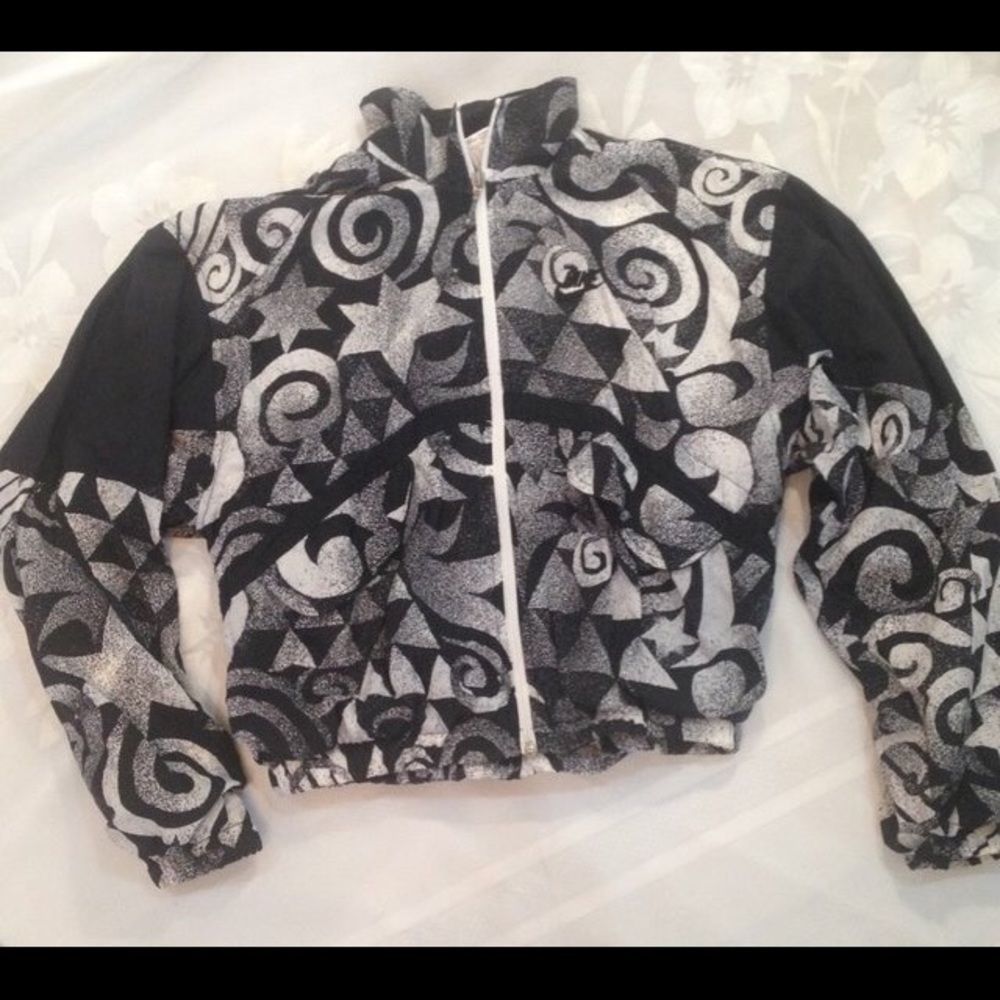Vintage NIKE Black And White Zip Jacket Si… - Picture 5 of 5
